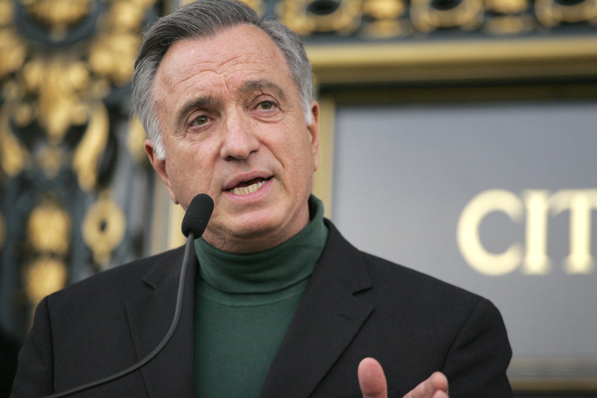 Former Mayor Art Agnos